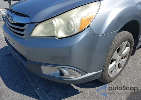 2010 Subaru Outback 2.5I Premium from USA, damaged, VIN 4S4BRBCC1A3367517